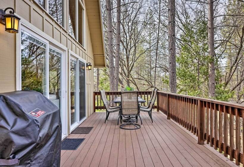 California Cabin W/ Lake Access: 28 Mi To Yosemite