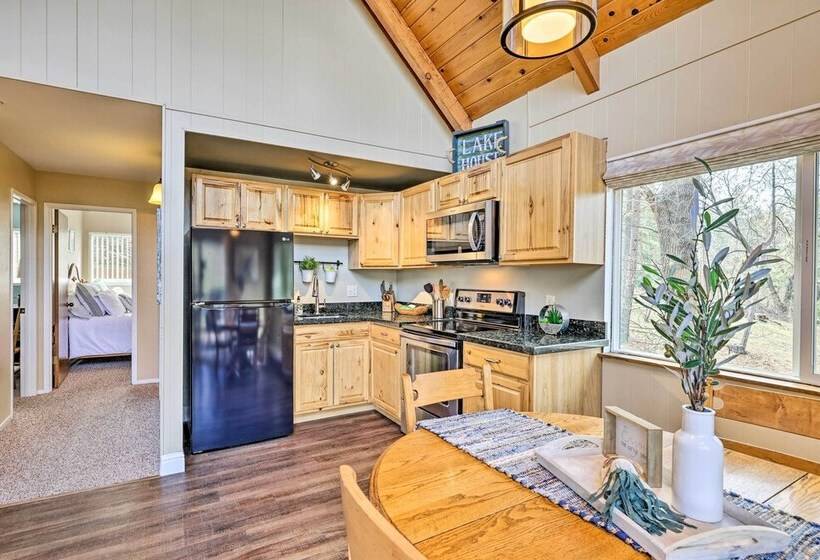 California Cabin W/ Lake Access: 28 Mi To Yosemite