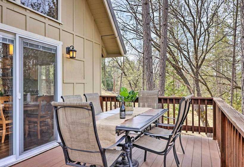 California Cabin W/ Lake Access: 28 Mi To Yosemite