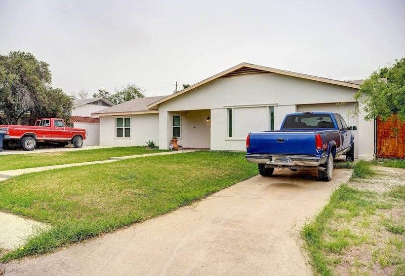 Centrally Located Eagle Pass Home W/ Pool!