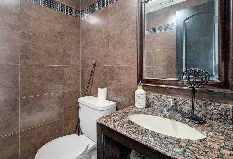 Centrally Located Eagle Pass Home W/ Pool!