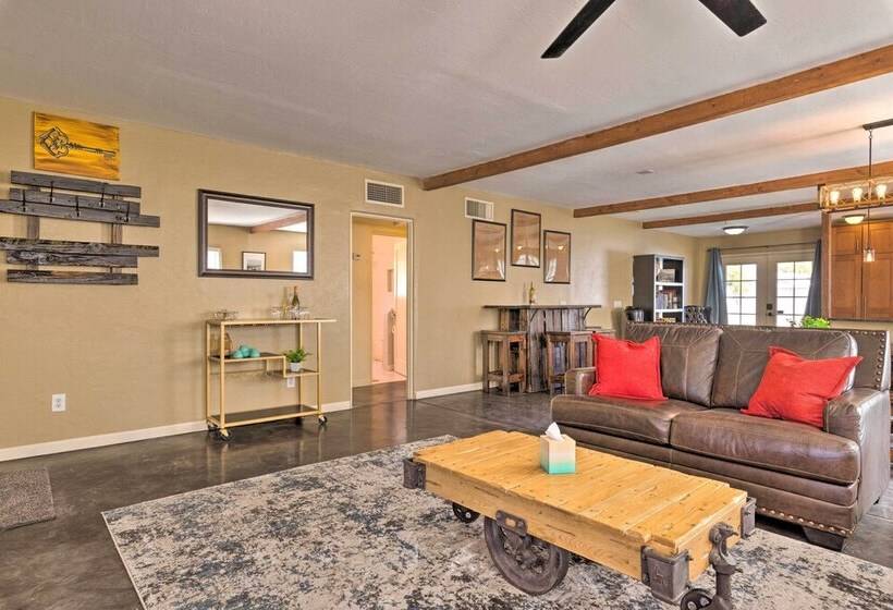 Central Phoenix Cottage W/ Private Yard!