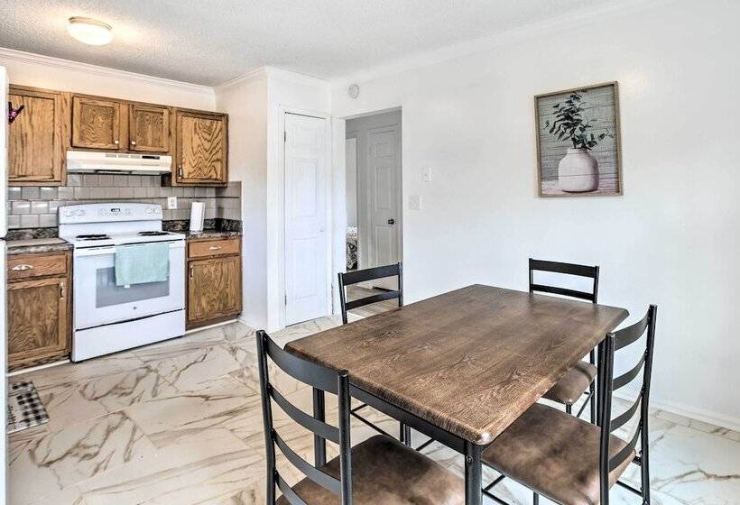 Charming Home < 6 Mi To Dtwn Birmingham!