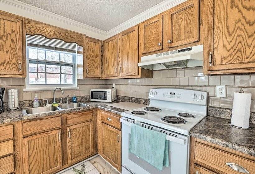 Charming Home < 6 Mi To Dtwn Birmingham!