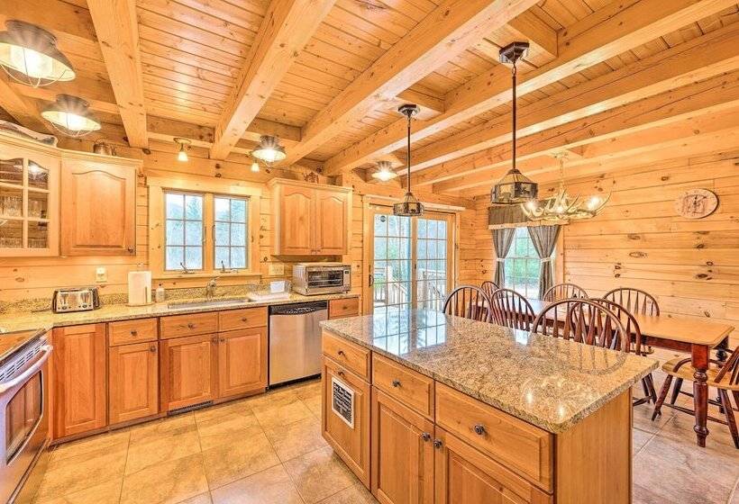 Carroll Log Cabin W/ Deck < 9 Mi To Bretton Woods!