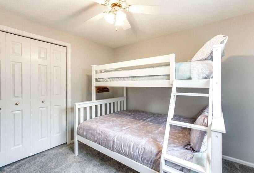 Charming Eugene Home W/ Fire Pit: 8 Mi To Uo!