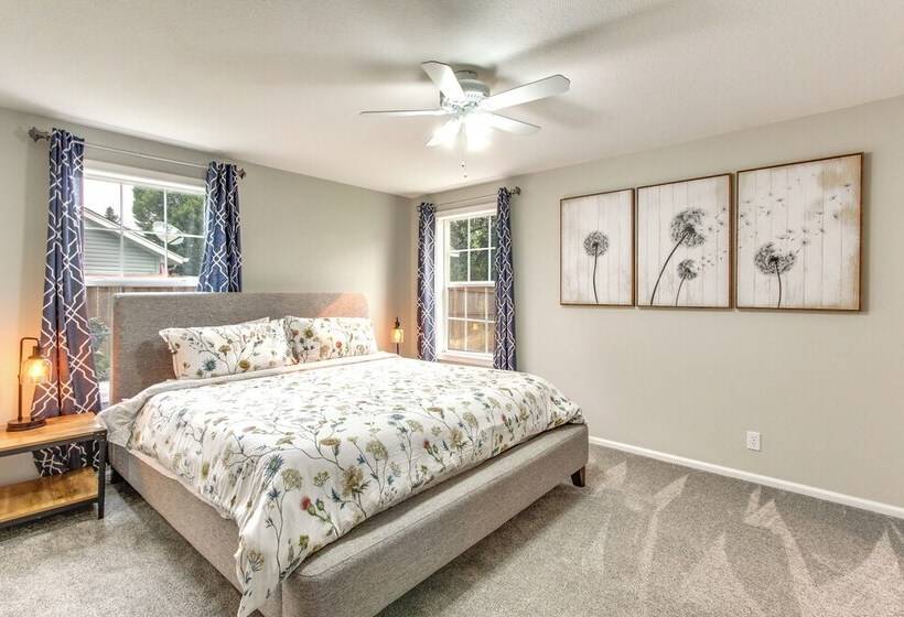 Charming Eugene Home W/ Fire Pit: 8 Mi To Uo!