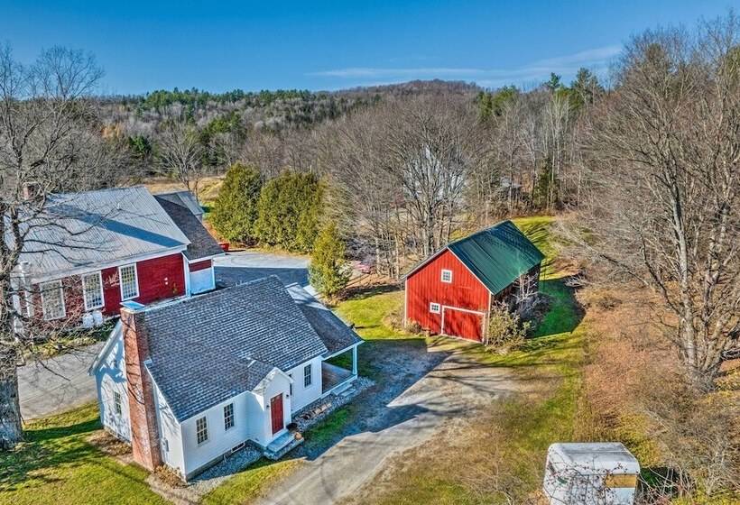 Charming Farmhouse: Walk To Village + Trails!