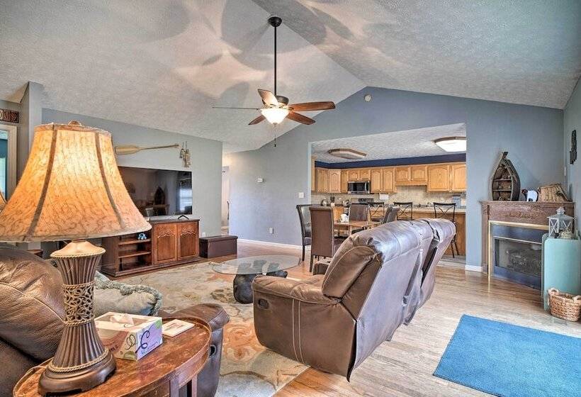 Charming  Hideaway Haven  Near Pigeon Forge!