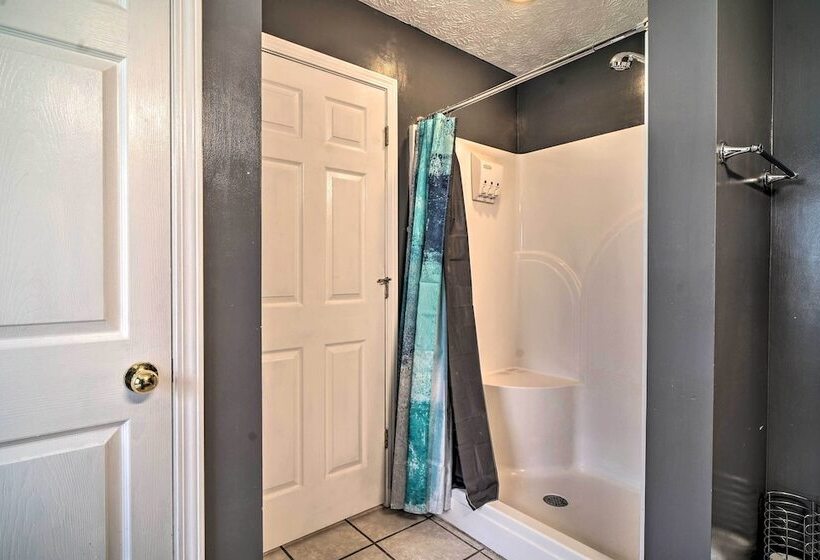 Charming  Hideaway Haven  Near Pigeon Forge!