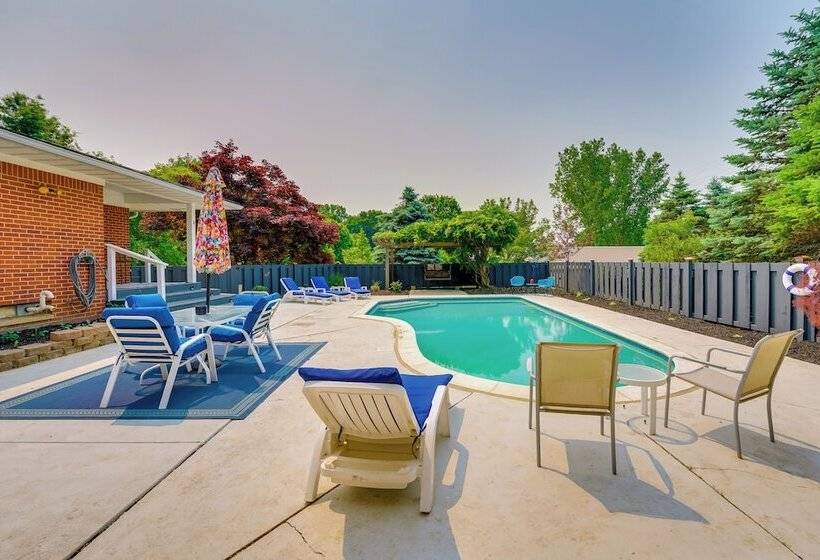 Charming Home W/ Pool + Deck ~ 9 Mi To Umich!