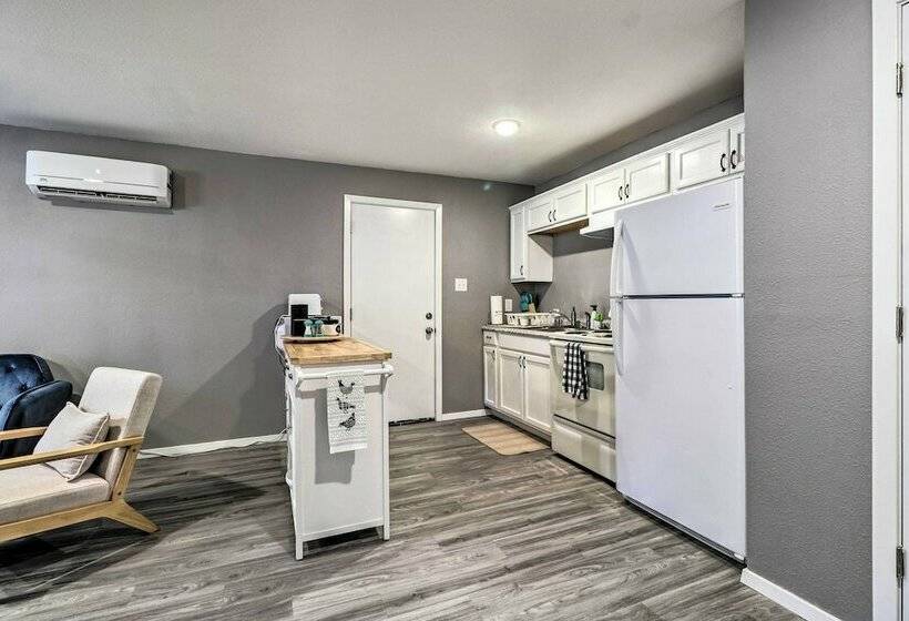 Charming Home W/ Deck < 1 Mi To Belton Lake!