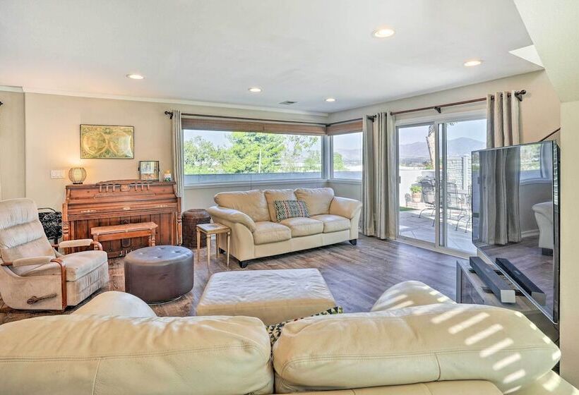 Charming Laguna Hills Home W/ Private Hot Tub