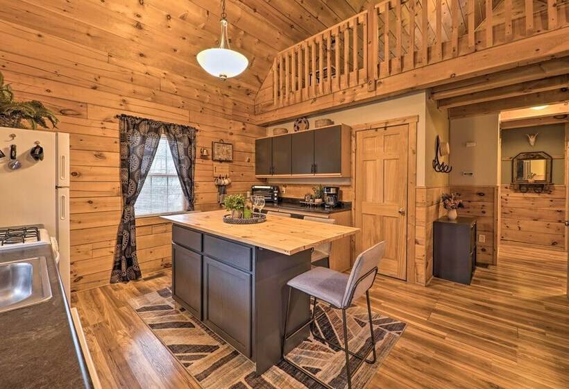 Charming Log Cabin At Double Jj Ranch Resort!