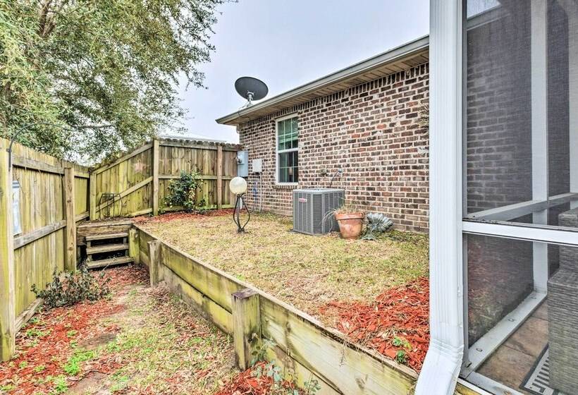 Long Beach Gulf Coast Cottage ~ Half Mi To Sand!