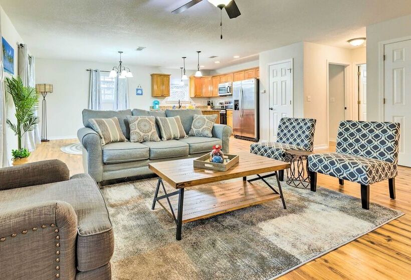 Long Beach Gulf Coast Cottage ~ Half Mi To Sand!