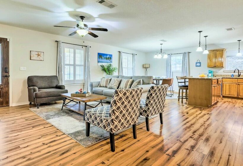 Long Beach Gulf Coast Cottage ~ Half Mi To Sand!