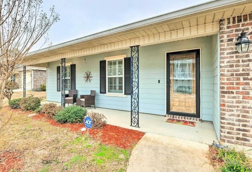 Long Beach Gulf Coast Cottage ~ Half Mi To Sand!