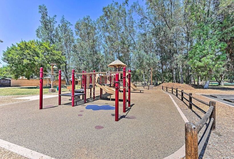 Updated Poway Farmhouse: Walk To Parks!