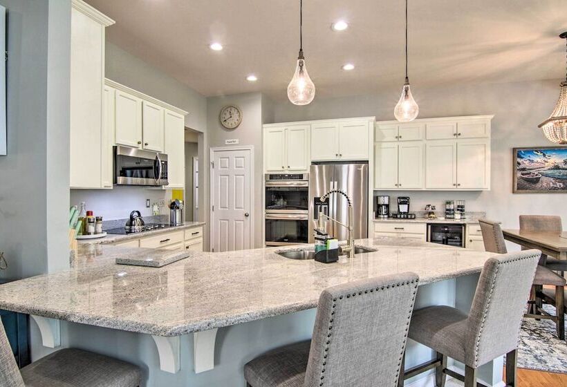 Chic Ocean View Home ~ 5 Mi To Bethany Beach!