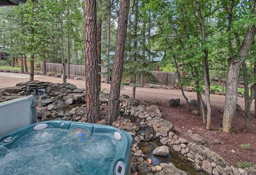 Chic Pinetop Retreat W/ Separate Apartment!