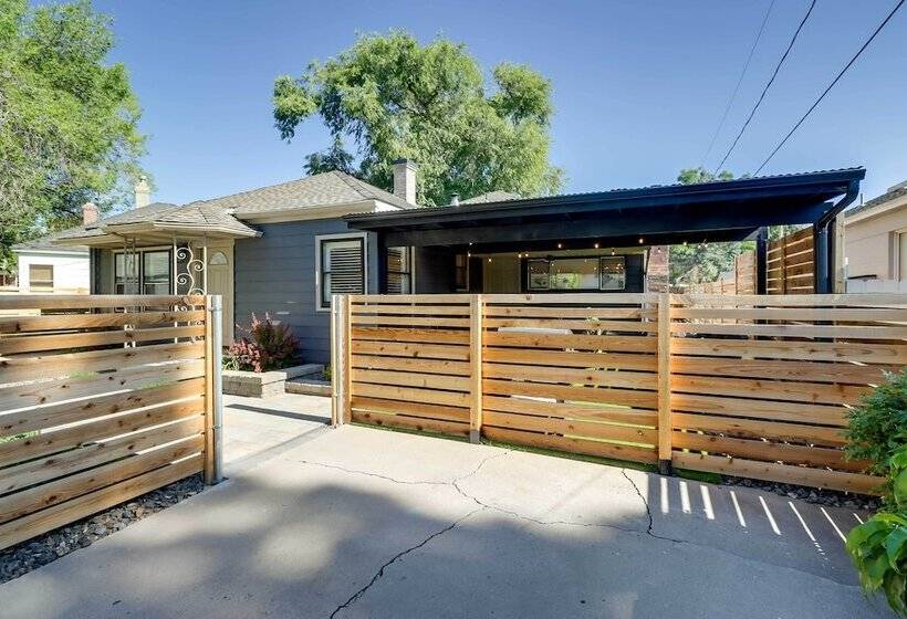 Chic Reno Home W/ Game Room & Putting Green!