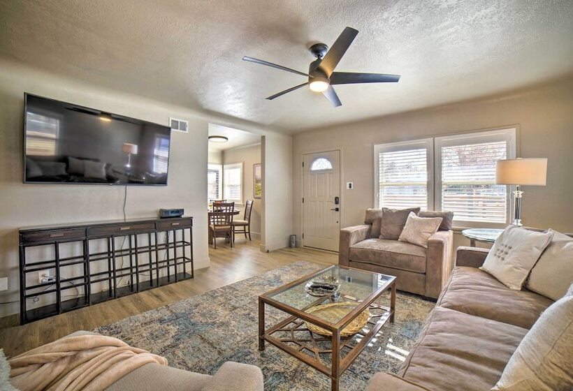Chic Reno Home W/ Game Room & Putting Green!