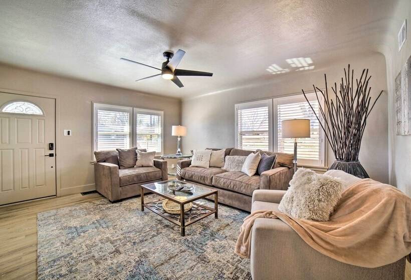 Chic Reno Home W/ Game Room & Putting Green!