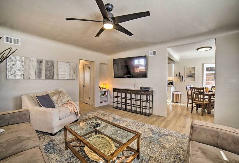 Chic Reno Home W/ Game Room & Putting Green!