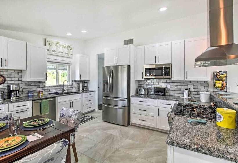 Classy Tucson Escape W/ Fire Pit On 5 Acres!