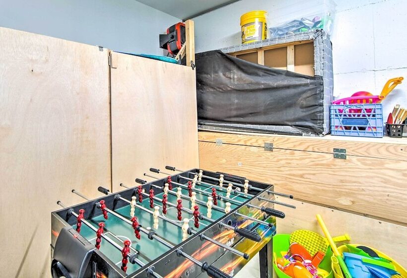 Cle Elum Cabin W/ Hot Tub & Breathtaking View