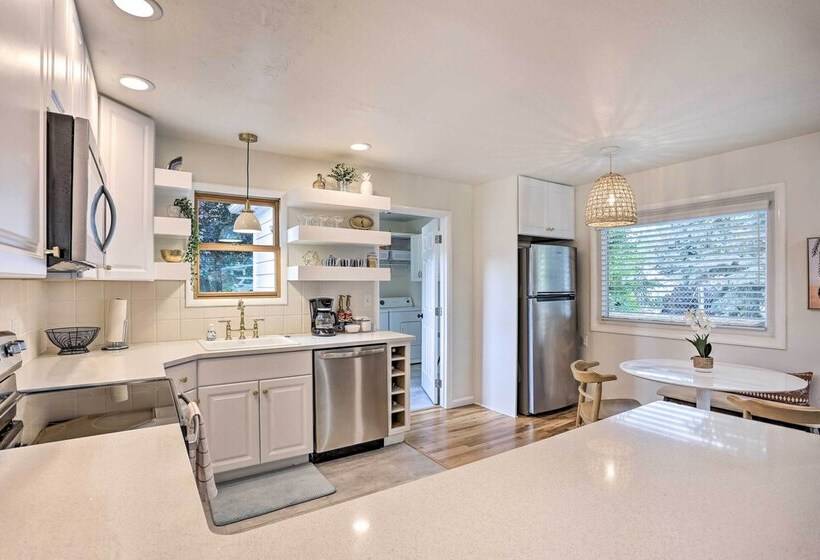 Contemporary Boise House W/ Large Backyard!