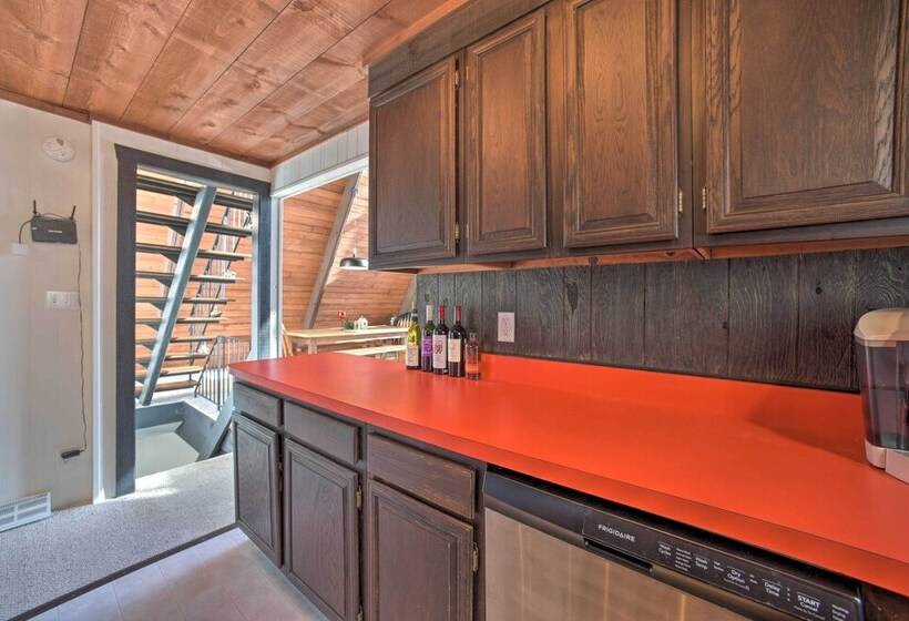 Cozy A Frame Cabin W/ Pool Table: 8 Mi To Mt Snow!