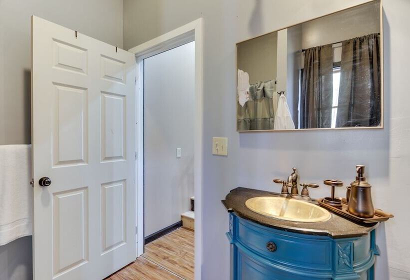 Cozy Canterbury Guest House Near Winter Activities