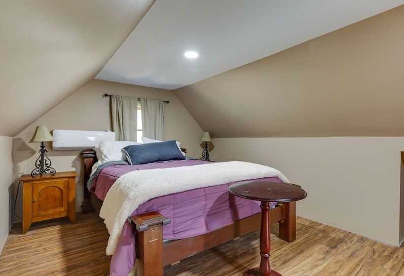 Cozy Canterbury Guest House Near Winter Activities