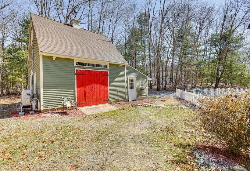 Cozy Canterbury Guest House Near Winter Activities