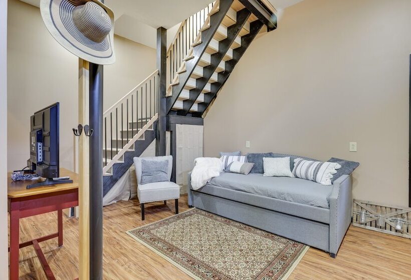 Cozy Canterbury Guest House Near Winter Activities