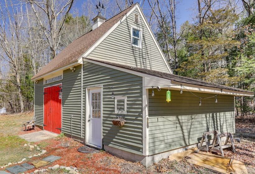 Cozy Canterbury Guest House Near Winter Activities