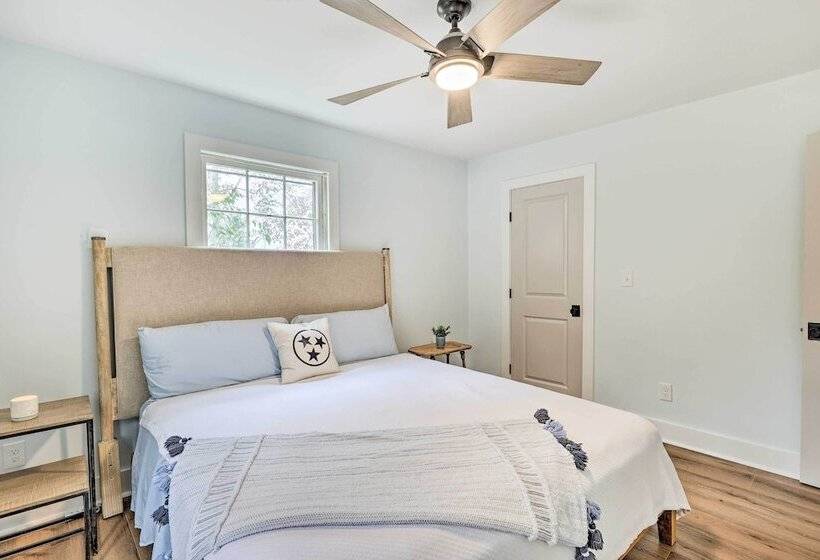 Cozy Cottage W/ Private Yard: Pet Friendly!