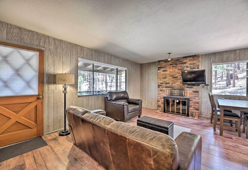 Cozy Greer Hideaway Walk To The Colorado River!