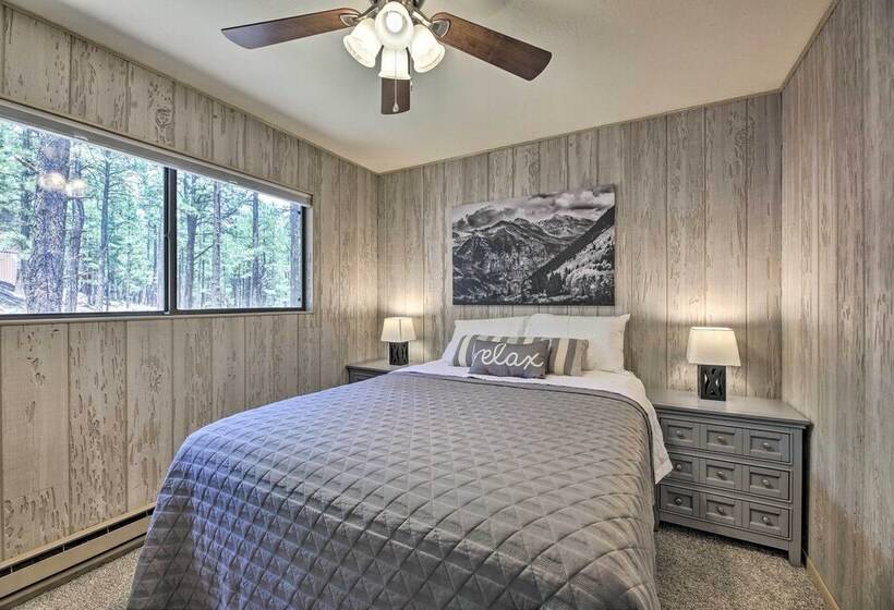 Cozy Greer Hideaway Walk To The Colorado River!