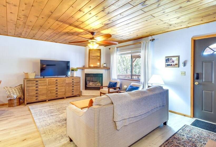 Cozy Heber Cabin Retreat W/ Deck + Fireplace!