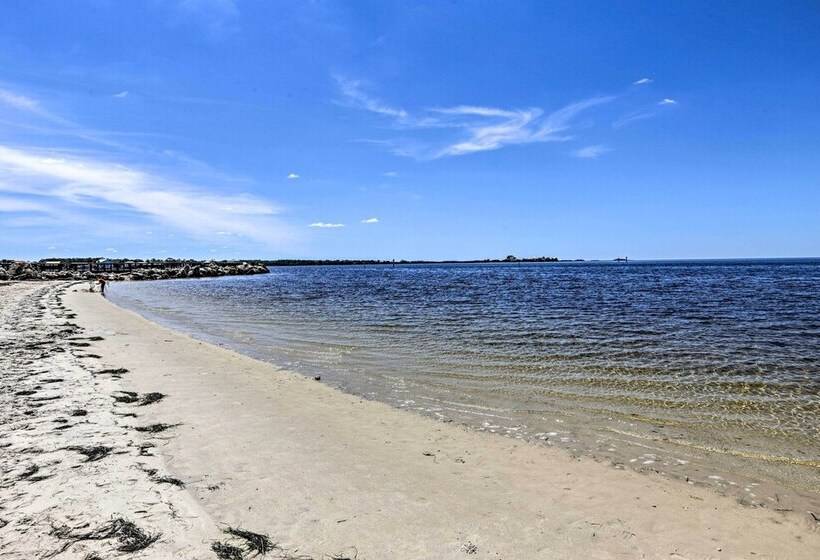 Cozy Home With Ocean View: 5 Mi To Keaton Beach!