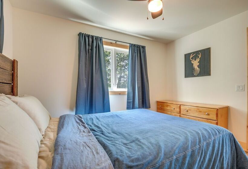 Cozy Northwoods Cabin W/ Private Lake Access