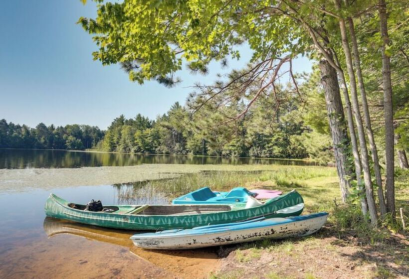 Cozy Northwoods Cabin W/ Private Lake Access