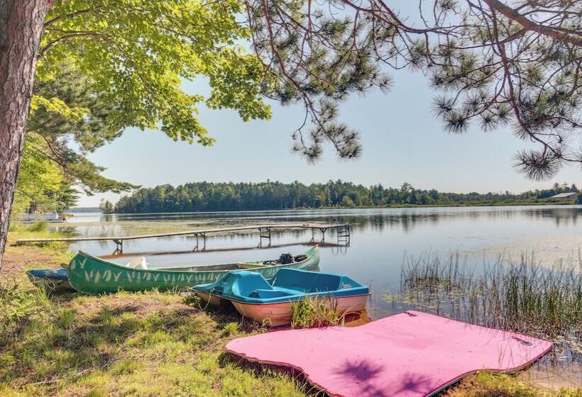 Cozy Northwoods Cabin W/ Private Lake Access