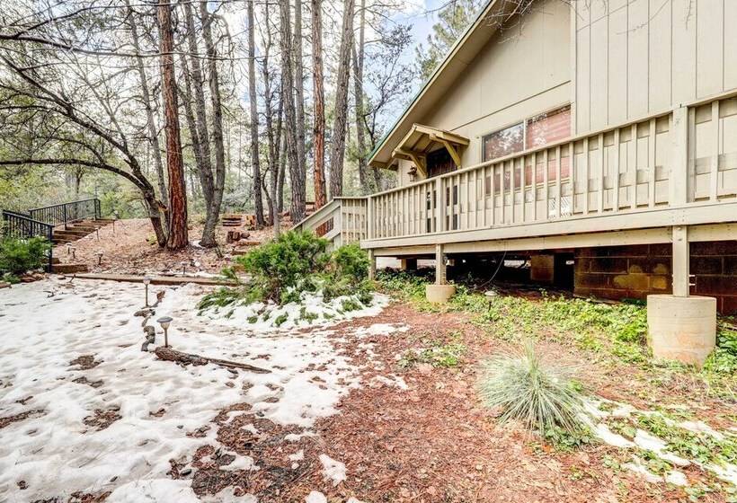 Pet Friendly Pine Cabin W/ Deck: 2 Mi To Trail