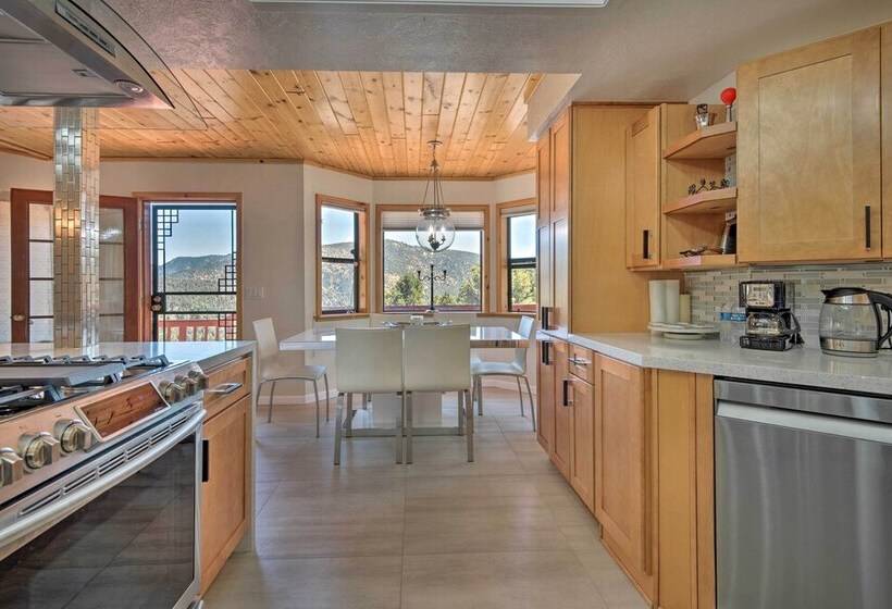 Cozy Pine Mountain Cabin: Hike, Bike, Fish Nearby!