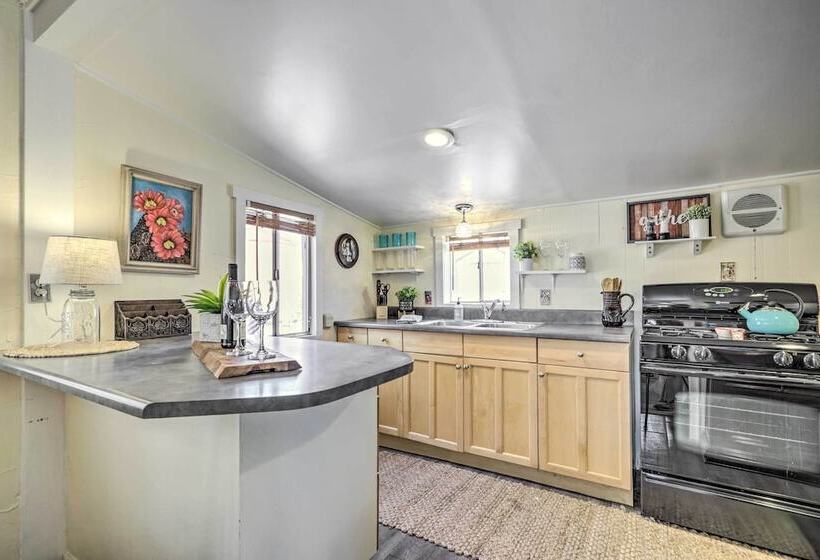 Cozy Wickenburg Abode: Explore The Wild West!