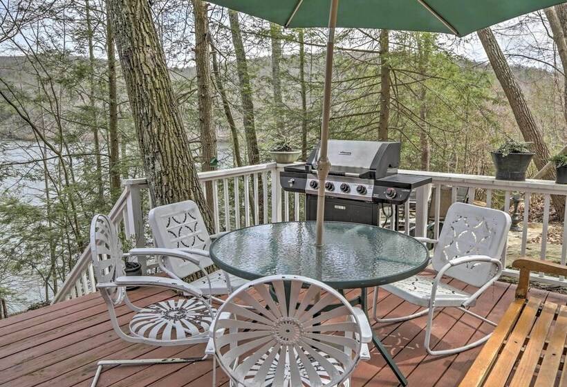 Dainty New Preston Cottage W/ Dock & Lake Views!